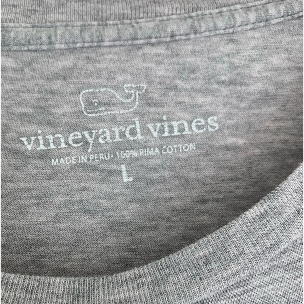 Vineyard Vines~ Mens Logo T Shirt, Short Sleeve, Gray. Large - Picture 4 of 4